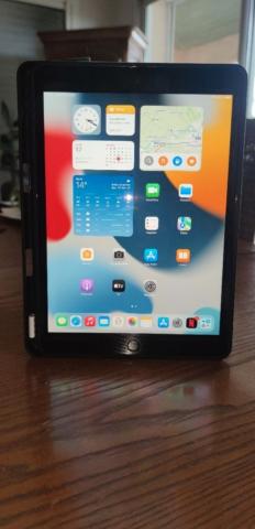 Ipad 9 256go neuf + accessoires