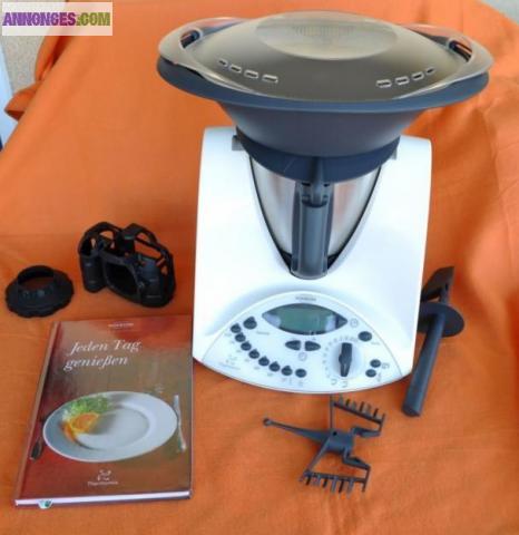 Robot thermomix TM31 de marque VORWERK
