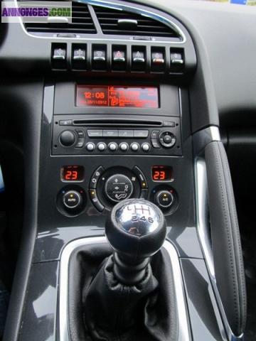 Peugeot 3008 1.6 HDI110 FAP PREMIUM PACK