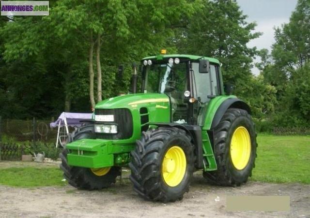 John Deere 7530