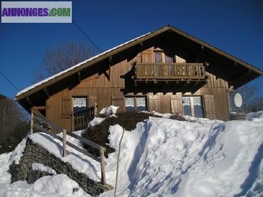 Chalet tout bois à 1 100 m d'altitude en plein coeur du Haut-Doubs.