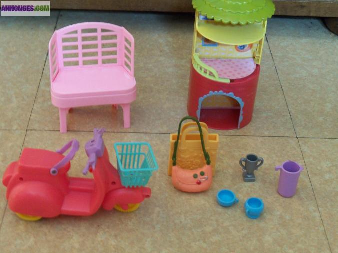 Divers jouets barbie / bratz