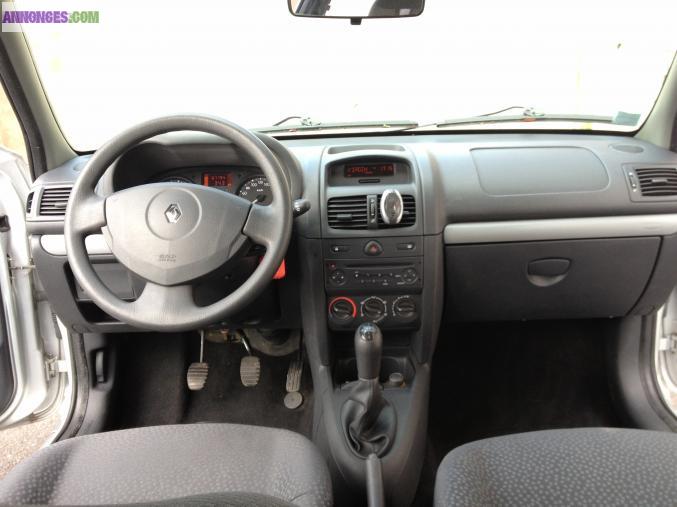 Clio 2008 Diesel 68000km 5 portes - sous garantie