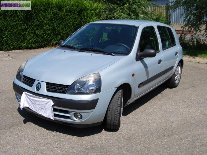 Clio - 2002 - ll (2) 1.2 16s expression 5p