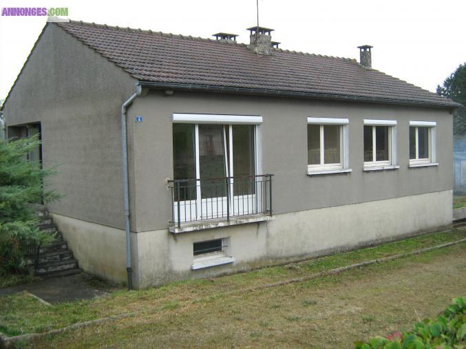Maison avec terrain 2133m2