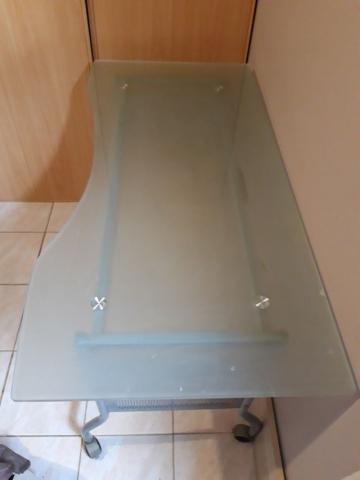 Bureau en verre et fer forgé