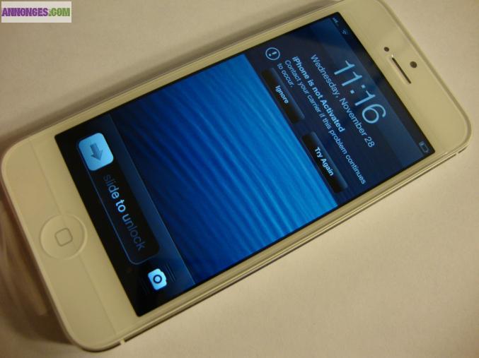  iPhone 5 (Latest Model) - 16GB - BLANC