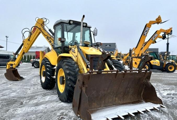 Tractopelle NEW HOLLANDE B115