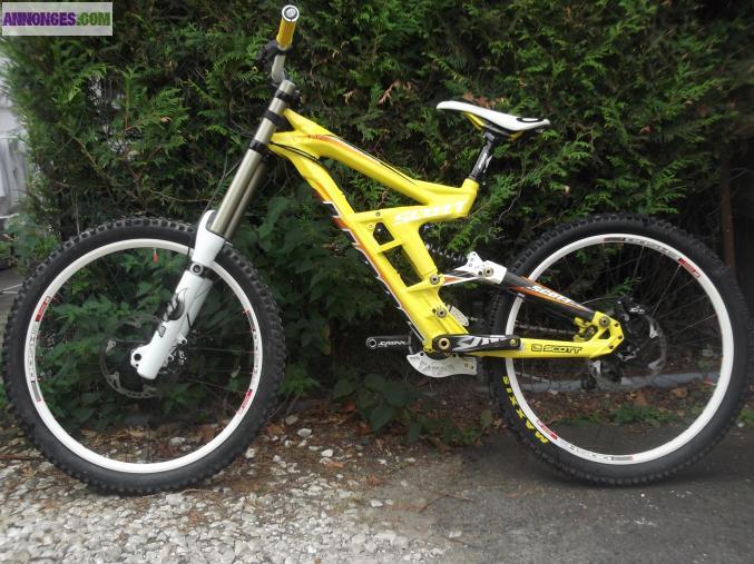 VTT GAMBLER 10
