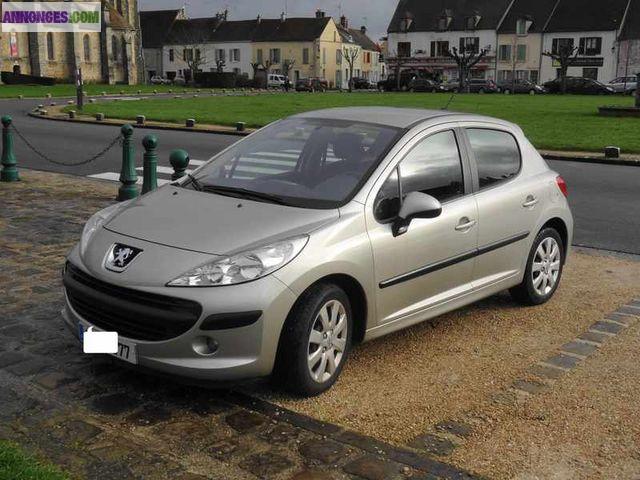 Peugeot 207 1.6 HDI 16V 90 EXECUTIVE 5P