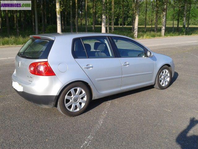 Volkswagen Golf v 2.0 tdi 140 sport 5p