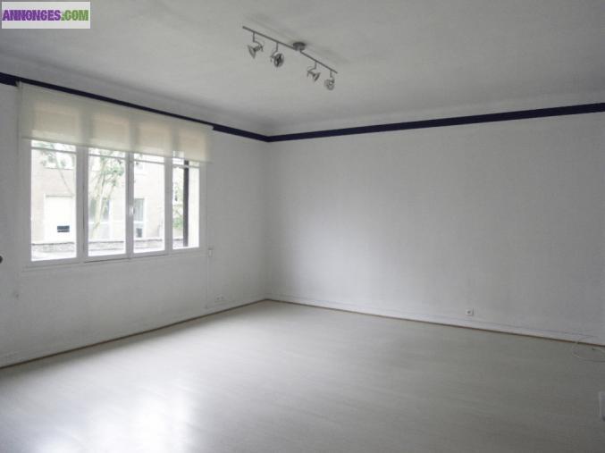 AMIENS HYPER CENTRE MAGNIFIQUE APPARTEMENT 100M2 F3