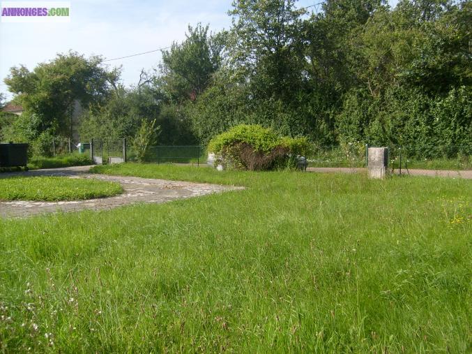 Terrain +cuisine+garage