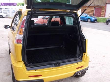 Voiture sans permis- MICROCAR MGO F8