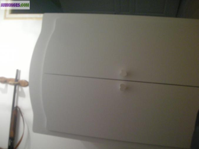 ARMOIRE