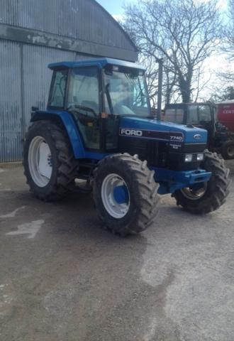 Tracteur agricole Ford 7740 SLE