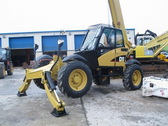 2005 Caterpillar TH35 télescopique