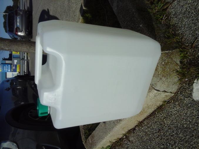 Jerrican alimentaire 35 litres NEUF JAMAIS UTILISE