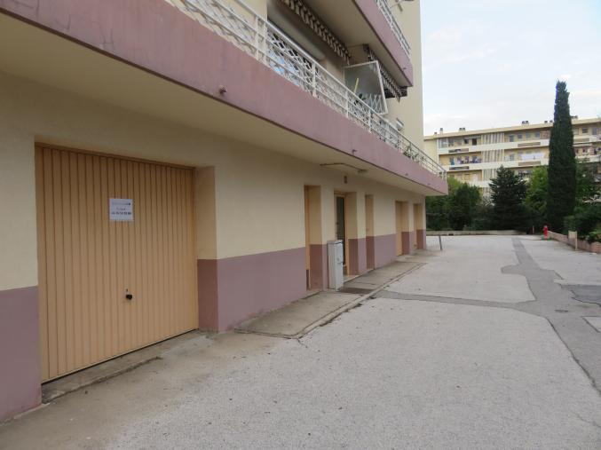 Location BOX fermé La Garde