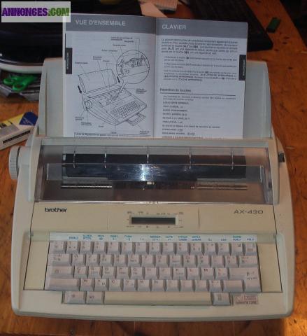 Machine à écrire électronique Brother AX 430