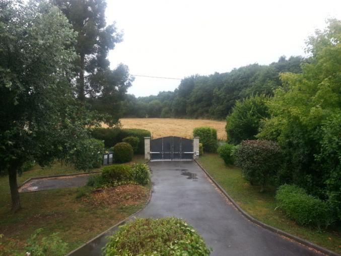 Au calme, Sans vis avis, contamporaine, 2 min des commerces