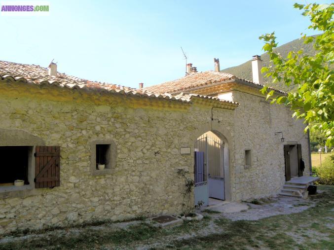 Mas provençal au pied du Ventoux