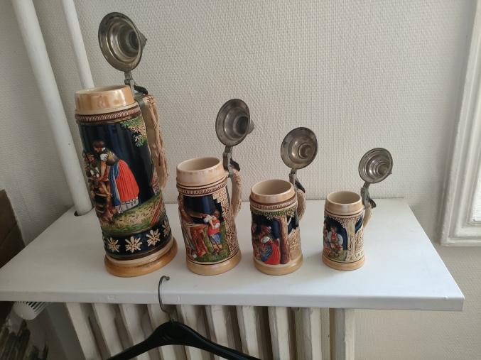 Lot de 4choppes a bière ???? traditionnels Allemandes 