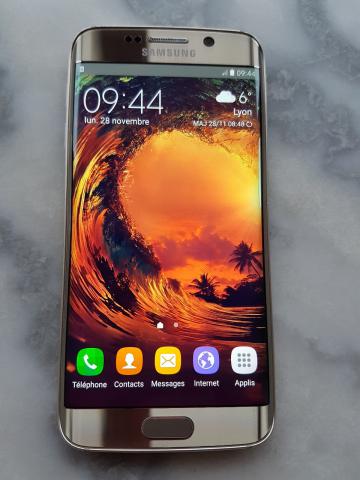 Samsung Galaxy S6 EDGE - 32gb - Or encore garantie