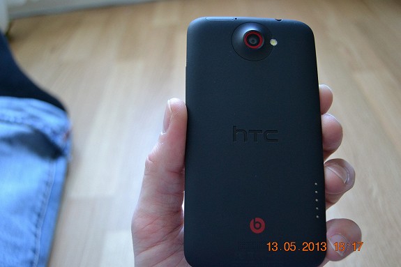 HTC ONE X