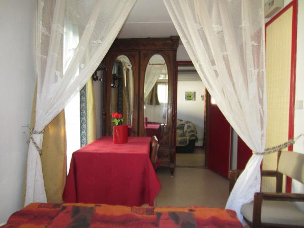 Vézénobres - Grand studio