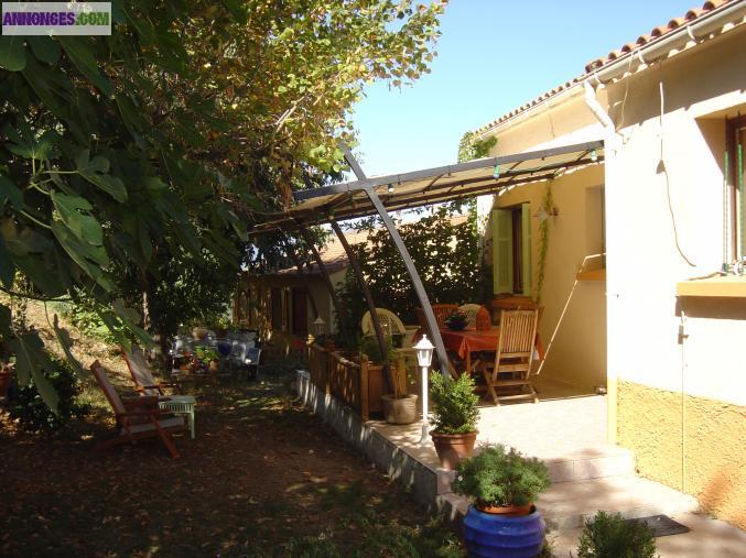 TRES BELLE VILLA ENTRE MER ET MONTAGNE