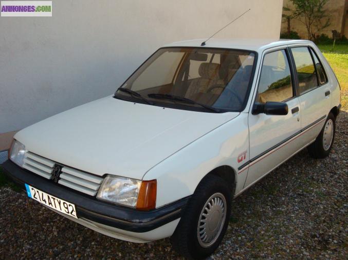 PEUGEOT 205 GT
