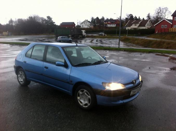 Peugeot 306