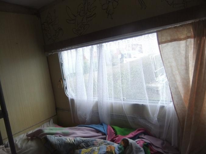 Caravane pliante rigide