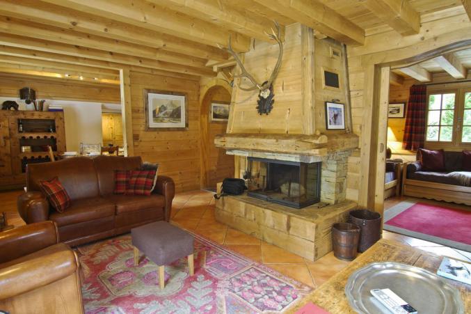 Chalet tout confort 10 pers. pistes à 300 m