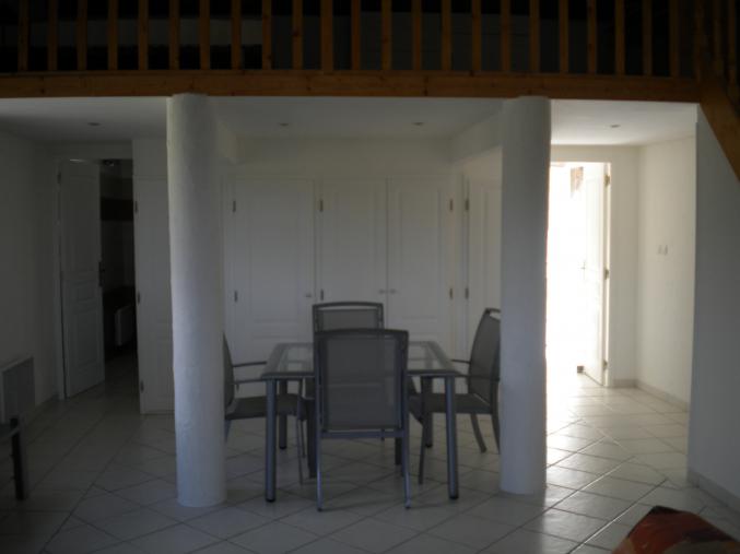 LOFT 67m²+terrasse+2 parkings privé au calme campagne