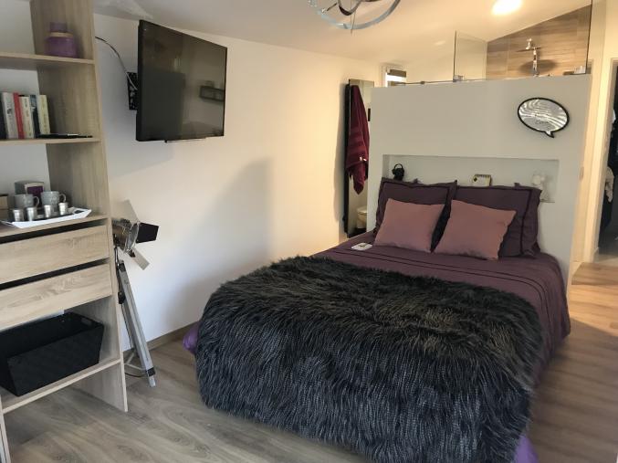 VILLA DE STANDING EN PLEINE NATURE ET AU CALME