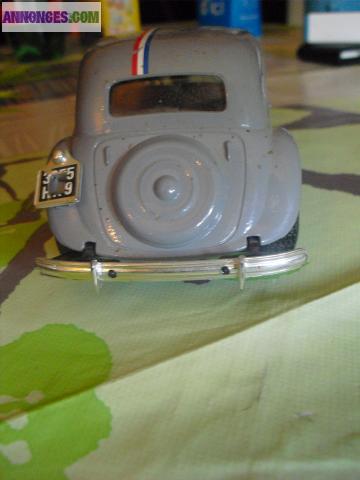 VOITURE CITROEN T.A 15CV BURAGO 1/24EME