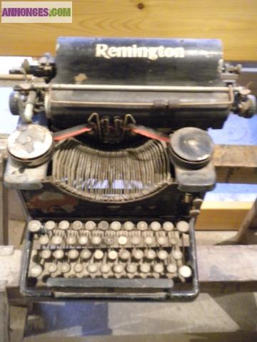 Machine à écrire Remington