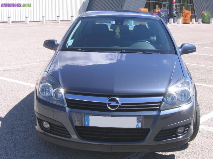 Opel astra cosmo 1.9 cdti 120 cv 72300 km