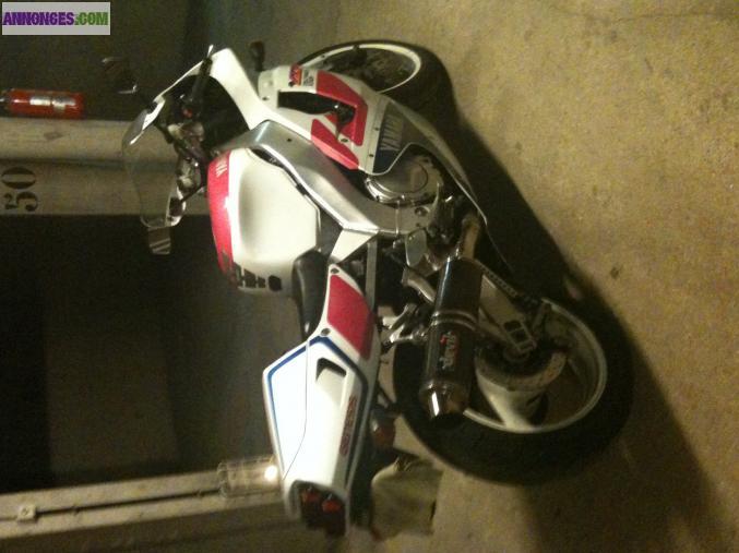 Vends moto yamaha