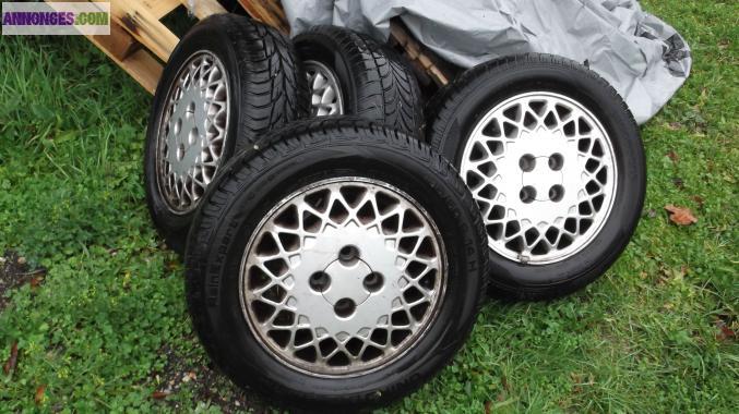 Lot 5 roues jantes alu