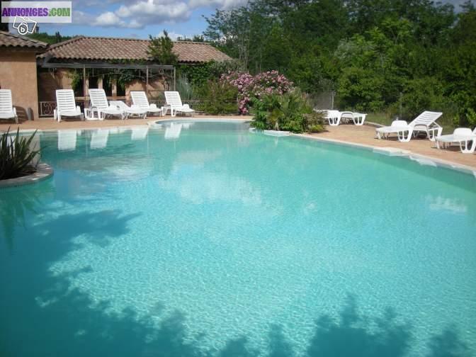 Chalet piscine rivière à 500 m!