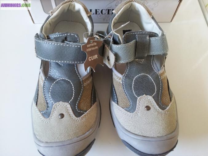 Chaussures/sandales pour garçon 31