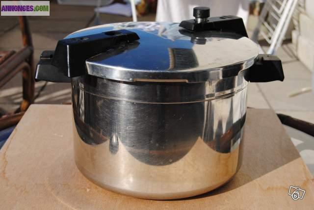 Autocuiseur Sitram Inox bon état Joint neuf !!!