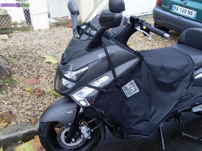 Scooter injection 125 modèle GTS EFI marque SYM