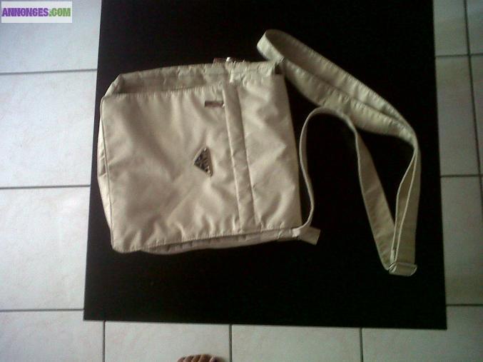 Sac besace PRADA
