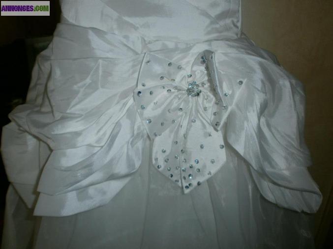 Robe de cortege 10/12 ans
