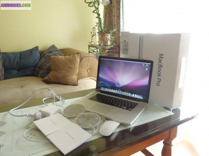 Apple Macbook Pro 15.4 QWERTY+ Magic Mouse