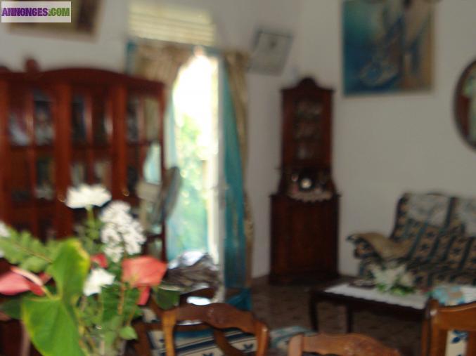 VEND MAISON TYPE COLONIAL